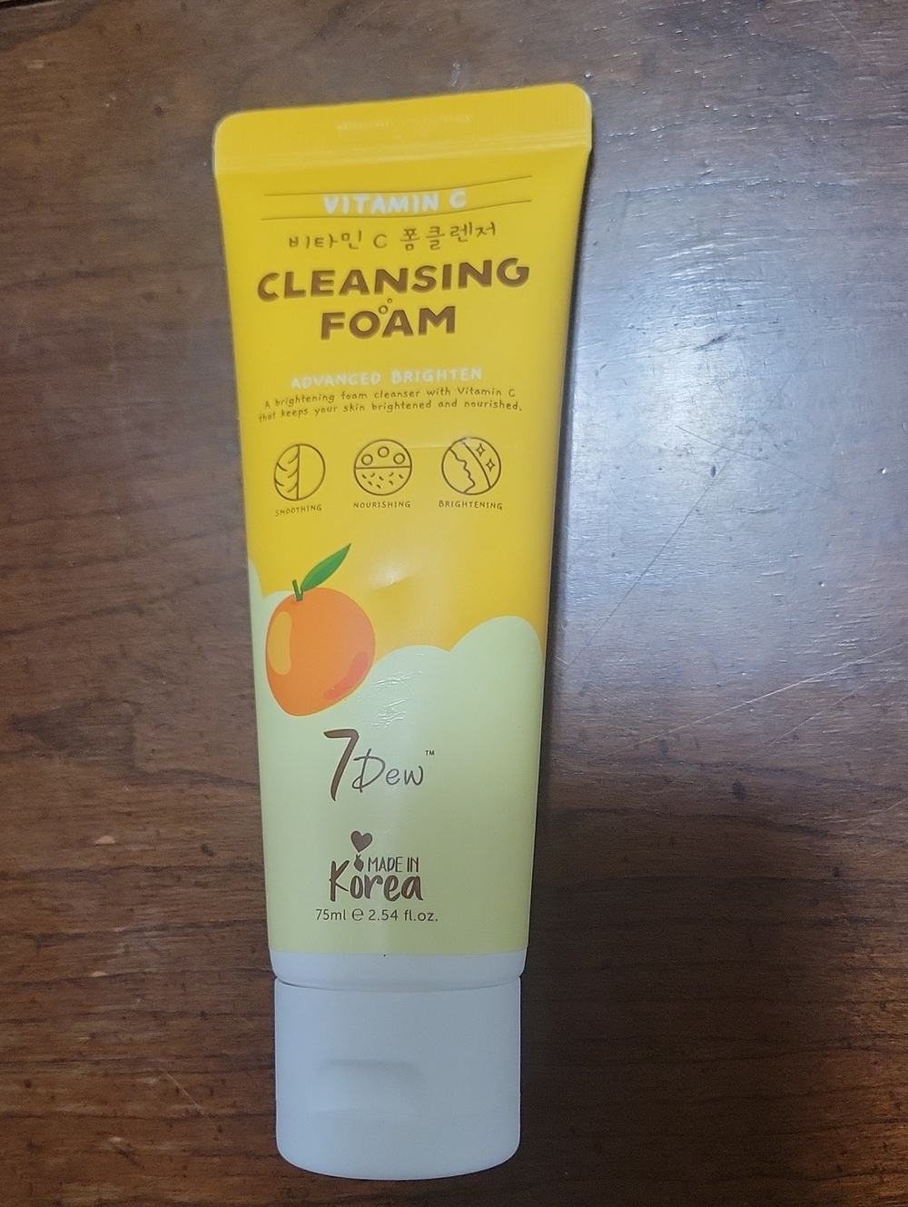 Vitamin C cleansing foam - Picture 1 of 1